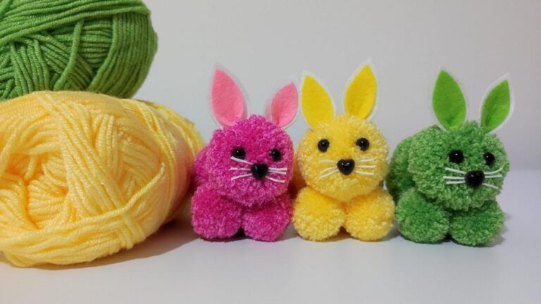This simple trick transforms yarn into the cutest bunny pom-poms…