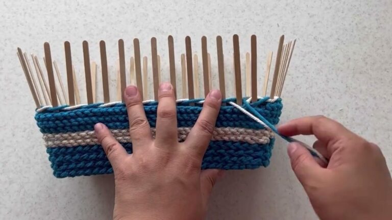 This simple trick transforms a plastic bowl into a stunning decorative basket…
