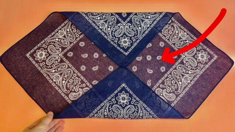 Transform a Bandana into a Stylish Panel in Just 5 Minutes!